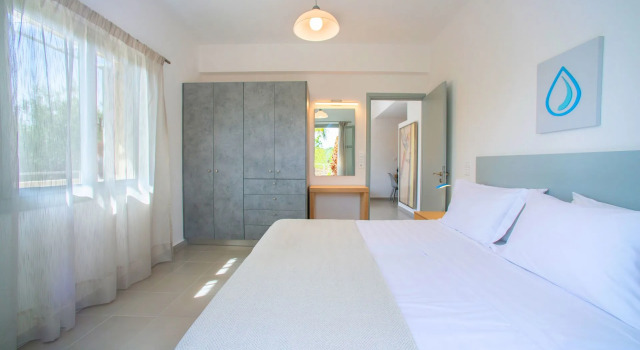 Люкс с видом на сад Elounda Garden Suites Heated Pool