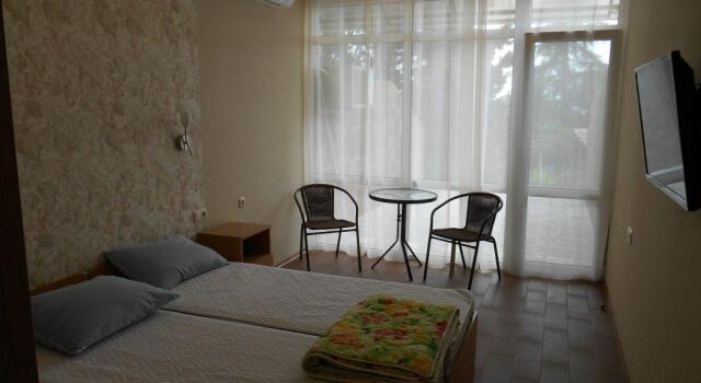 Kryim Hotel, Varaa Guesthouse Solnechnogorskoe Alushta, Ukraine