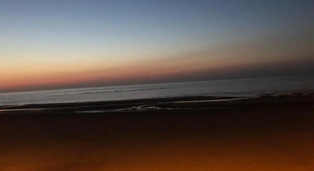 Апартаменты Appartement sur la plage de Malo les bains vue mer