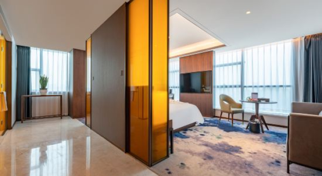 World Hotel (Linyi Pingyi ), Забронировать Отель Бизнес-отели Шаньдун, 4* 5*