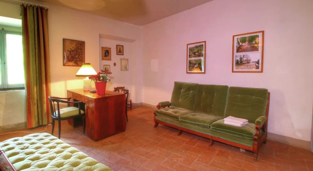 Belvilla by OYO Casa Sequoia, Book Hotel Hoteller i Rufina med parkering, Parkering
