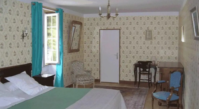 Четырёхместный семейный номер Standard Manoir Du Stang