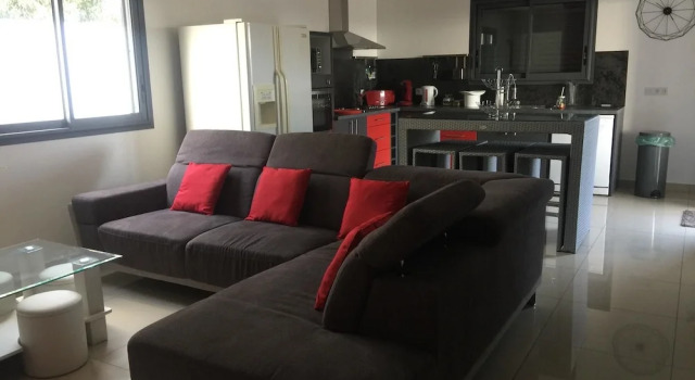Villa With 3 Bedrooms in Saint-louis, With Private Pool, Furnished Ter, Book Villa Hotels in Saint-Paul with Parking, Parking