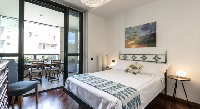 Residenza Carloni, Забронировать Отель Отели Комо с парковкой, рядом с Площадь Кавур, Парковка