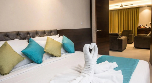 Hotel Calangute Towers, Book Hotel Calangute North Goa
