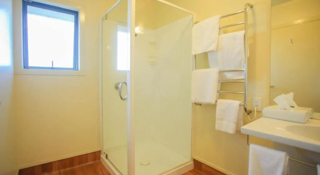 Двухместный номер Executive с балконом Abbots Hamilton   Hotel and Conference Centre
