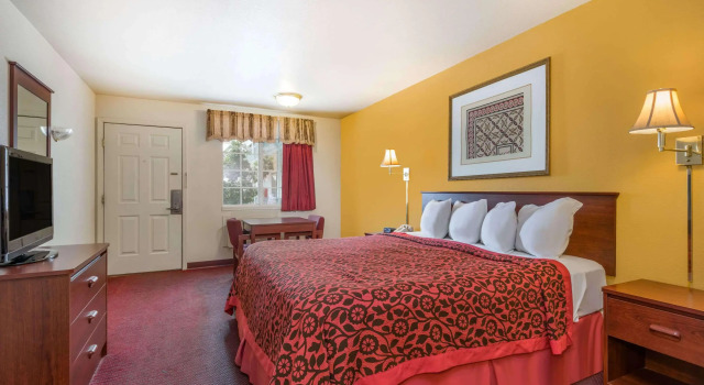 Days Inn by Wyndham Andover, Prenota Hotel Hotel a Kansas con parcheggio, Parcheggio
