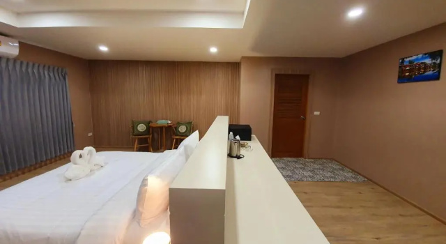 Люкс USABAI Riverside Boutique Hotel