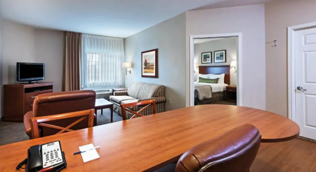 Двухместный люкс Candlewood Suites Baytown by IHG