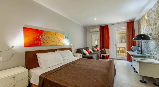 Hibiscus Hotel Residence
