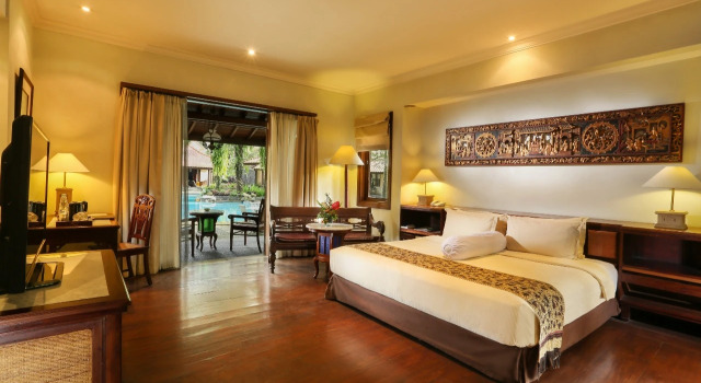 Camera Executive Laras Asri Resort & Spa