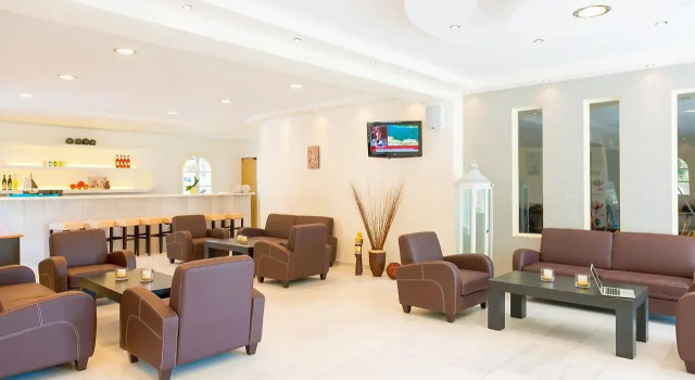 Mikri Vigla Hotel Beach Resort