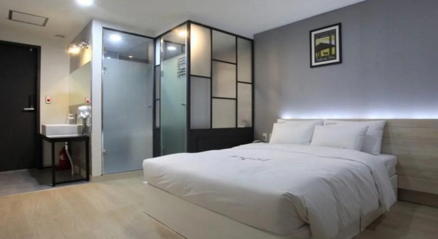 Hotel Bene, Забронировать Отель Отели Сеула с парковкой, рядом с Станция метро Jongno 3-ga Station, Парковка