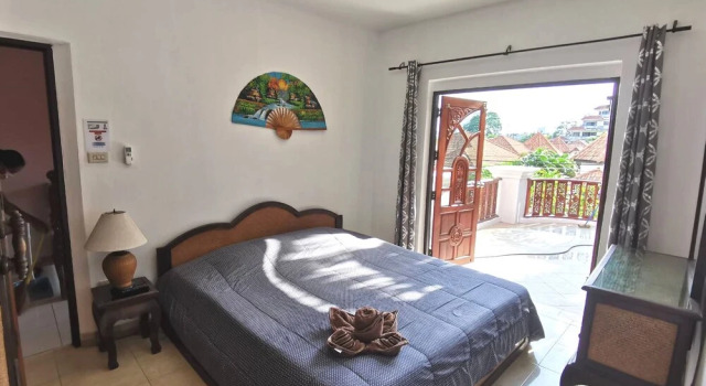 Baan Kanittha - 5 Bedrooms Pool Villa