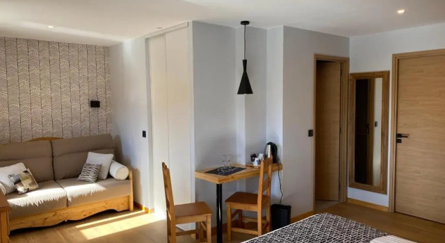 Номер Superior Logis Hôtel Les Autanes & Spa