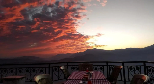 Номер Standard Hotel High Ground Inn Sarangkot