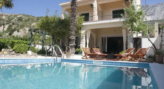 Villa With Private Pool Vojnovic, Забронировать Вилла Виллы Окрестностей Сплита, Вилла