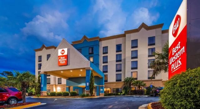 Четырёхместный номер Standard Four Points by Sheraton College Park Atlanta Airport
