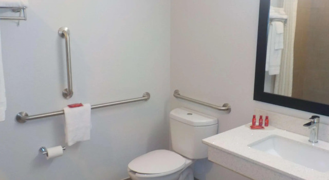 Двухместный номер Standard Quality Inn Shallotte near Ocean Isle Beach