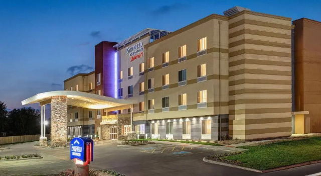 Fairfield Inn & Suites by Marriott Barrie, Rezervovat Hotel 3hvězdičkové hotely v Simcoe County, 3*