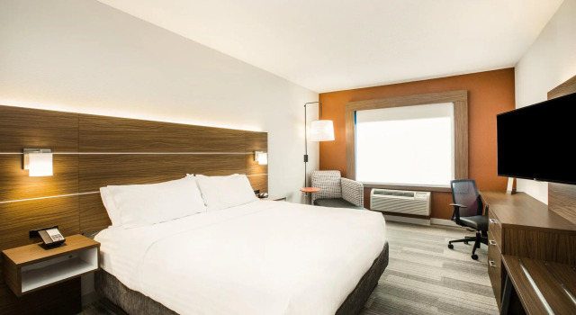 Двухместный номер Standard Holiday Inn Express & Suites Bellevue -Omaha Area- by IHG