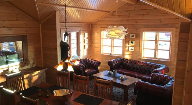 Коттедж с 4 комнатами Aurora Vacation Homes Fagravik