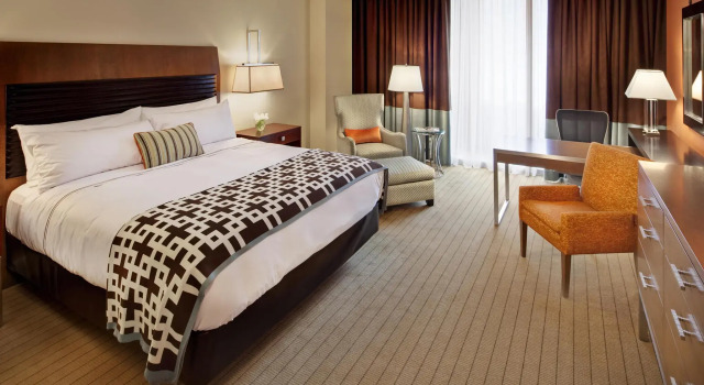 Номер Standard с видом на город Fairmont Pittsburgh
