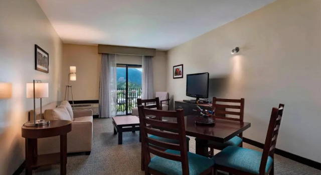 Люкс Courtyard by Marriott San Salvador