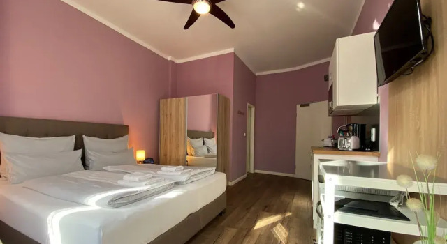 Двухместная студия с видом на город Amaroo - Rooms & Apartments "Charlotte"