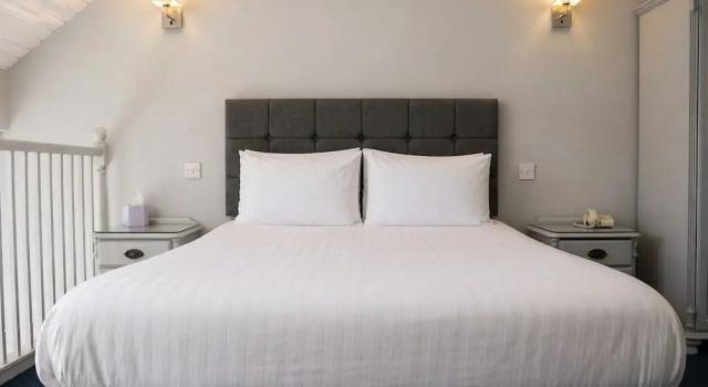 Люкс Superior Мансарда c 1 комнатой Littleover Lodge Hotel