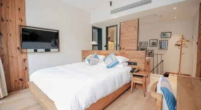 Люкс Kaichen Puju Hot Spring Village Resort Hotel