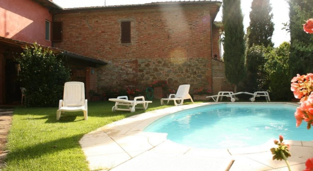Casa Rosada, Buchen Sie Hotel Lucignano Chiana-Tal