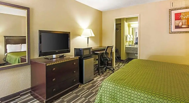 Номер Standard Travel Inn Bristol near State Street