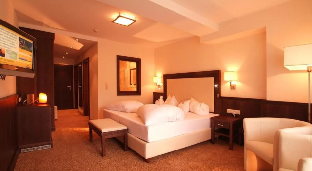 Hotel DreiSonnen, Rezervovat Hotel Hotely v Tyrolsko se snídaní, Snídaně