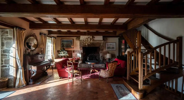 Коттедж с 4 комнатами Manoir du Plessix Méen
