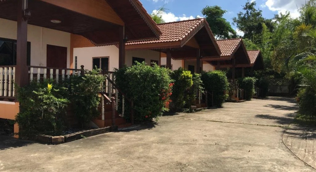 Somjai Resort, Забронировать Курортный отель Тхат-Пханом 