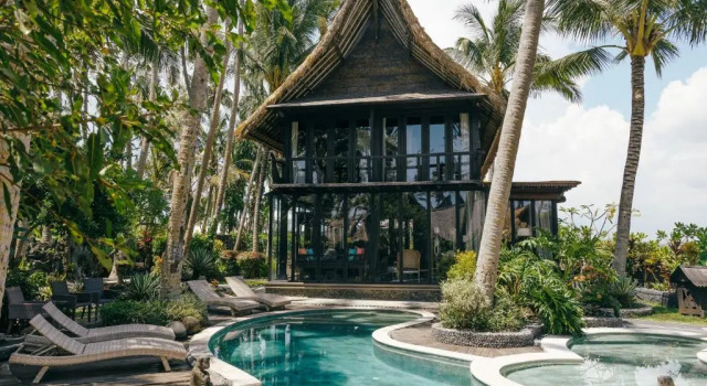 Вилла с 2 комнатами Most Exotic Beachfront Villa Keong