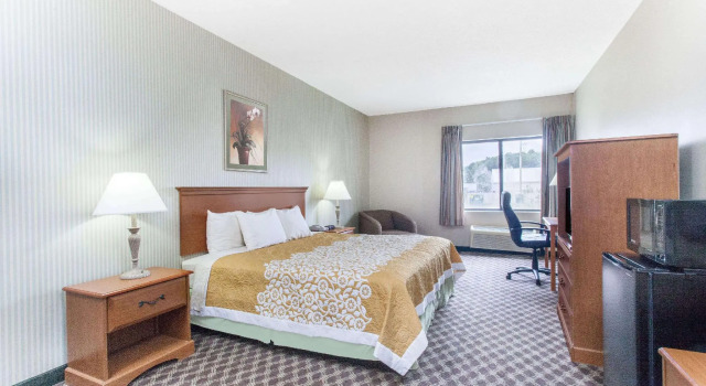 Двухместный номер Standard Days Inn & Suites by Wyndham Seaford