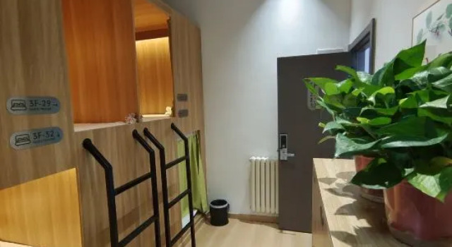 Кровать в общем номере Yuyu Free Youth Hostel (Chengde Mountain Resort)