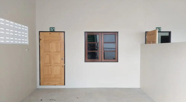 Triple S House