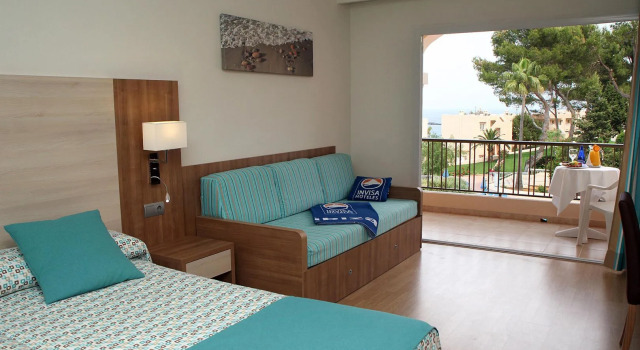 Invisa Figueral Resort, Book Resort Santa Eulalia del Rio 