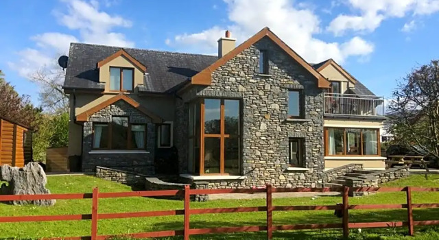 Golf Course View, Book Hotel Hotels in Kerry with Parking, Parking