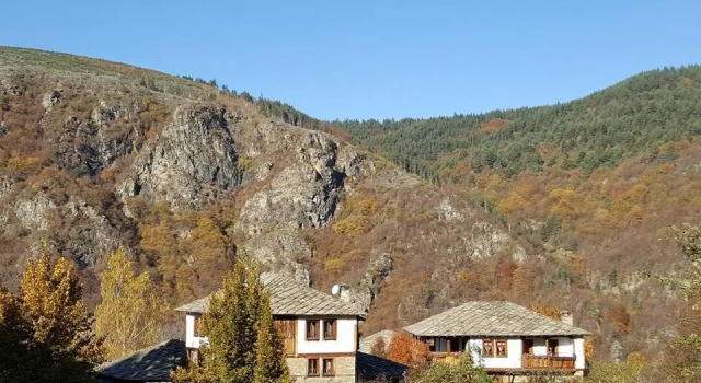 Kruchma Bratyata Guest House, Réserver Maison d'hôtes Kovatchevitsa Blagoevgrad