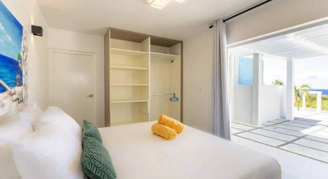 Коттедж Coral Dreams Ocean Whispers at Villa Solaris