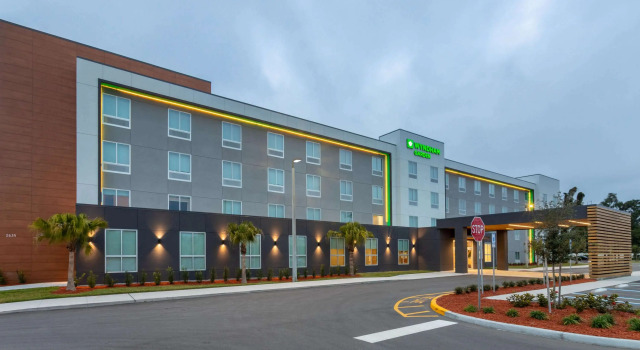 Wyndham Garden Orlando Airport