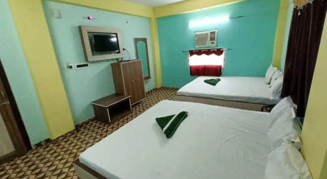 Goroomgo Gurukul Tarapith Kolkata
