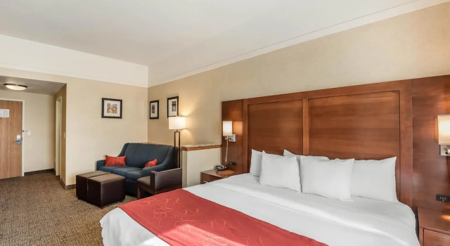 Двухместный номер Standard Comfort Suites Longmont