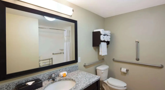 Двухместный номер Standard с балконом La Quinta by Wyndham Ocean City