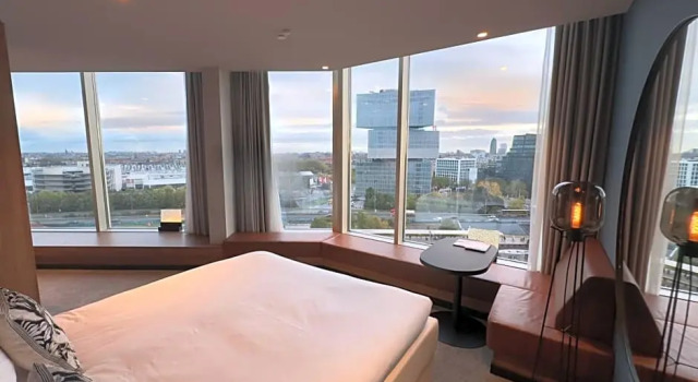 Двухместный номер Superior с видом на город Van der Valk Hotel Amsterdam Zuidas-Rai