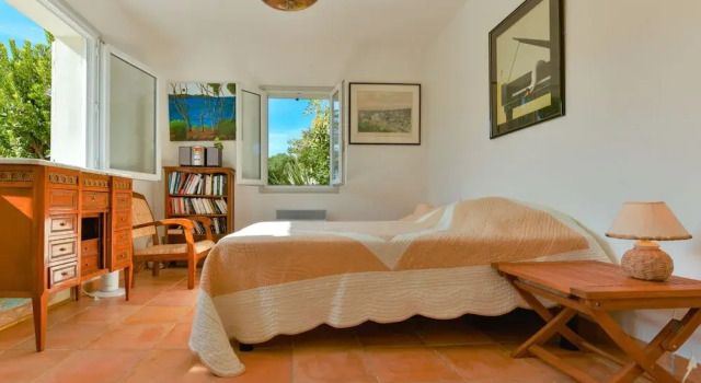 Beautiful Holiday Home With Terrace, Book Feriehus Villaer i Molini, Villa